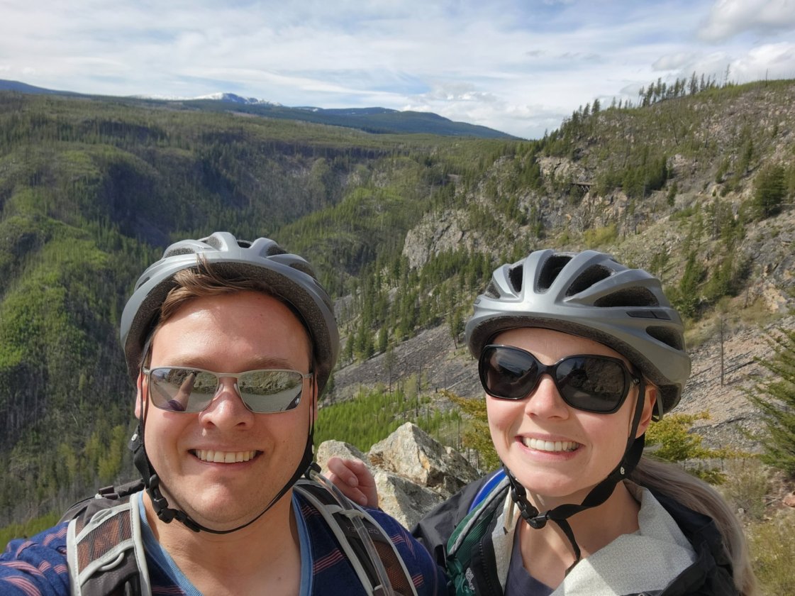 Selfie at the start of the trail!